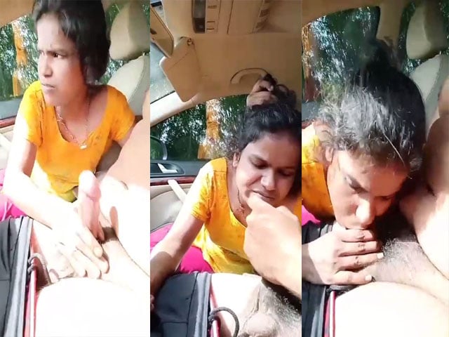 Marathi Randi giving blowjob inside car