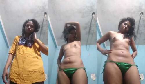 Bihari Girl Showing Small Boobs and Ass