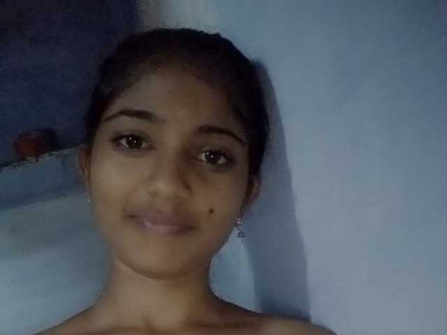 Sexy village girl making nude selfie video for lover