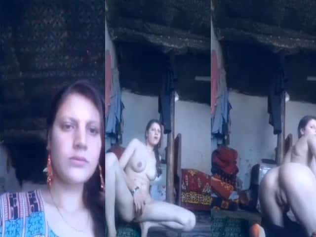 Hot Indian village beauty nude MMS selfie