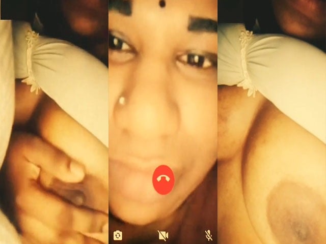 Tamil girl showing boobs on live cam to her boyfriend